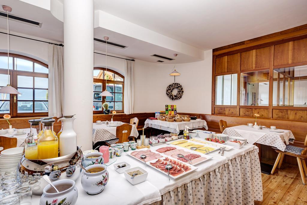 Garni Hotel Kessler 蒂鲁罗 外观 照片