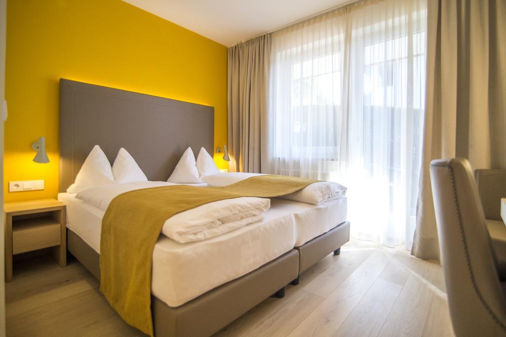 Garni Hotel Kessler 蒂鲁罗 外观 照片